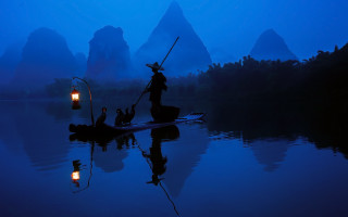Man boat lantern mountains fog - fog free wallpaper for desktop