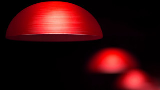 Red light ceiling dark room - studio light free wallpaper for desktop