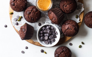 Chocolate muffins chocolate chips peanut - brigette barrager free wallpaper