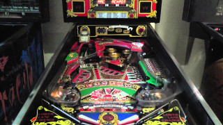 Pinball machine buttons side details - 16k free wallpaper