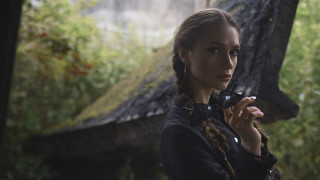 Woman gun forest portraits bush - her right hand free wallpaper