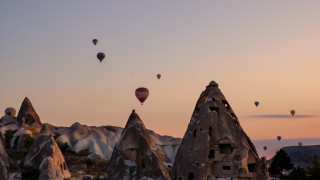 Hot air balloons mountain sunset 3 - dawn free wallpaper
