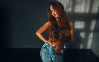 Long hair woman pose polaroid - flowing free wallpaper