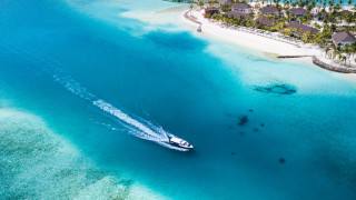 Boat beach resort water blue - widescreen free wallpaper