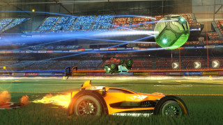 Car track green light man - cinematic focus free wallpaper
