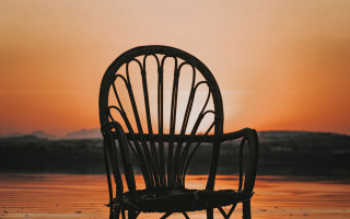 Beach sunset chair reflection minimalism - esao free wallpaper