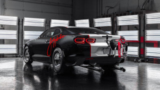 Car red light garage lift - a garage free wallpaper