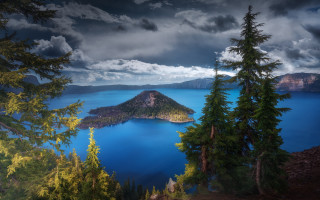 Lake forest mountain clouds sky - a large body of water free wallpaper