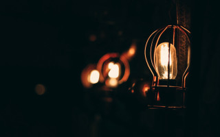 Light bulb night moon atmospheric - free light wallpaper