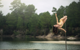 Woman bikini pole water trees - the water and trees free wallpaper