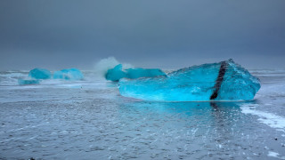 Iceberg beach ecological art award - ice and snow free wallpaper