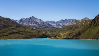 Blue lake mountains grass valley - a blue lake free wallpaper