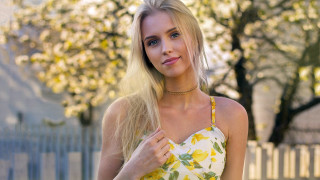 Woman yellow dress posing tree - in the foreground free wallpaper