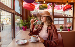Woman cafe coffee food cowboyhat - a woman sitting free wallpaper