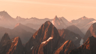 Mountains snow sunset hazy clouds - ada hill walker mountain free wallpaper