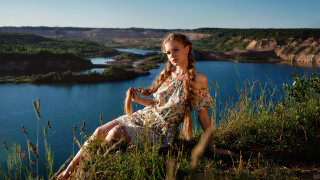 Woman hill lake mountains braid - a lake and mountains free wallpaper