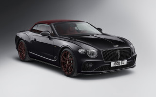 Black car red rims studio - neoclassicism free wallpaper