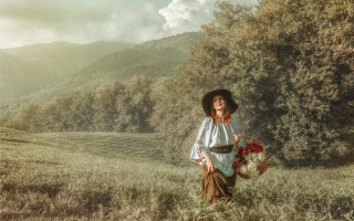 Woman hat dress bouquet mountains - andrea orcagna free wallpaper for desktop