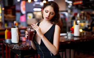 Woman black dress drinking beer - a black dress holding free wallpaper