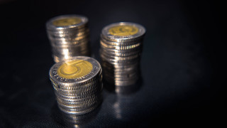 Silver coins 3d render black - a stack free wallpaper