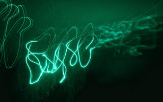 Green hologram heart underwater light - long exposure free wallpaper