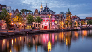 City river night lights bridge 3 - a few building free wallpaper for desktop