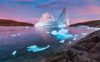 Iceberg lake pink sky mountains - iceberg free wallpaper