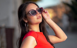 Woman red top sunglasses adjusting - a red top free wallpaper