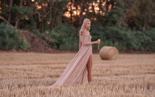 Woman dress field coffee hay - a woman in a dress free wallpaper