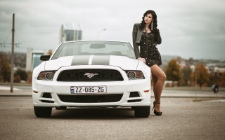 Woman mustang city outdoors highheels - the hood free wallpaper for desktop