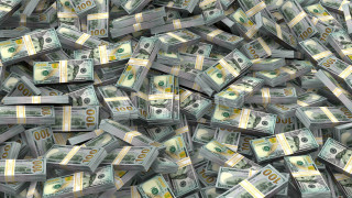 Money pile urban bridge cityscape - a pile of money free wallpaper