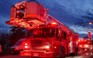 Fire truck night autumn mountain - its light free wallpaper