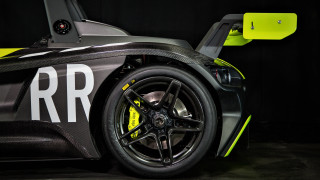 Sportscar closeup blackbackground yellowwheel superflat - the front wheel free wallpaper