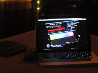 Laptop table mouse cellphone desk - a laptop computer free wallpaper