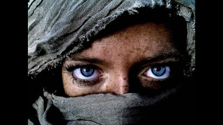 Woman blueeyes scarf closeup photorealistic - fiona stephenson free wallpaper