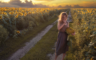 Woman sunflowers smiling cinematic autumn - a field of sunflowers free wallpaper
