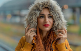 Red lips furry hat train - daphne mcclure free wallpaper