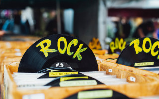 Graffiti records yellow writing people - grunge free wallpaper for desktop