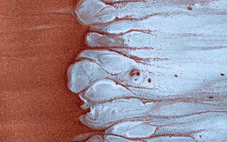 Beach wave red sand blood - a wave free wallpaper