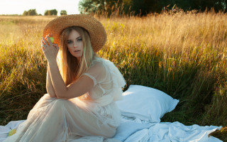 Woman hat sitting field flower - a woman in a hat free wallpaper