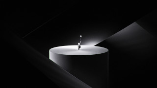 Person platform dark light spotlight - light and space free wallpaper for desktop