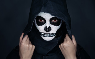 Skull face hooded portrait red - jacket free wallpaper for desktop
