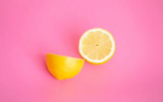 Half lemon pink background yellow - a lemon free wallpaper