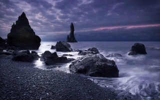Rocky beach water mountains sky - a rocky beach free wallpaper for desktop
