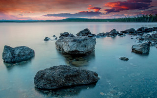 Rocky beach sunset clouds island 2 - a rocky beach free wallpaper