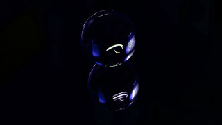 Black background blue object white - image free wallpaper for desktop