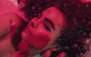 Red haired woman bubbles pink - elsa bleda free wallpaper