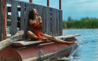 Woman dock water boat fashion - a wooden dock free wallpaper