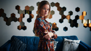 Eszter mattioni blue couch mirror - the wall behind her free wallpaper