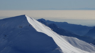 Snowy mountain widescreen beach landscape - widescreen free wallpaper for desktop